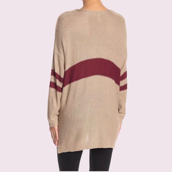 WISHLIST Sweater Fits Small/Medium Women's Oversized V-Neck Pullover NWOT - Picture 2 of 6